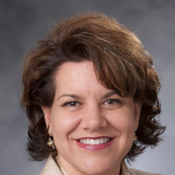 Meet your Posher, Valerie - Picture 1 of 1